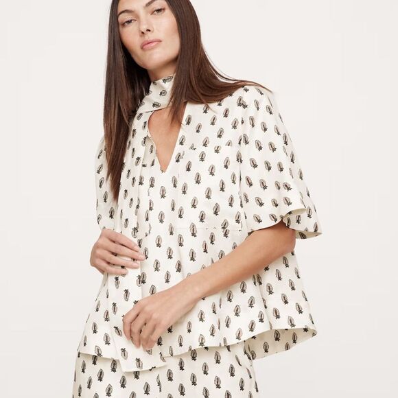 Banana Republic Tops - Banana Republic Viscose Linen Tie neck Top in Block Print Wide Sleeve Size XS